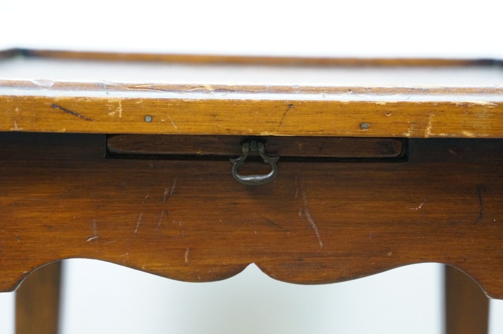 Mid Century Walnut Floral Rose Tea Side Table w Pull Out Tray 19"