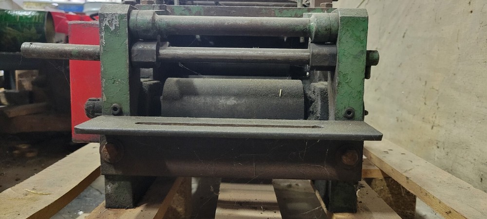 Stamp Press Straightener