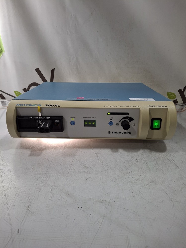 Smith & Nephew Dyonics 300XL Xenon Light Source