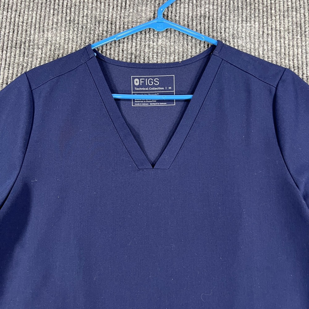 FIGS Technical Collection Scrub Top Womens Medium Blue Short Sleeve V Neck
