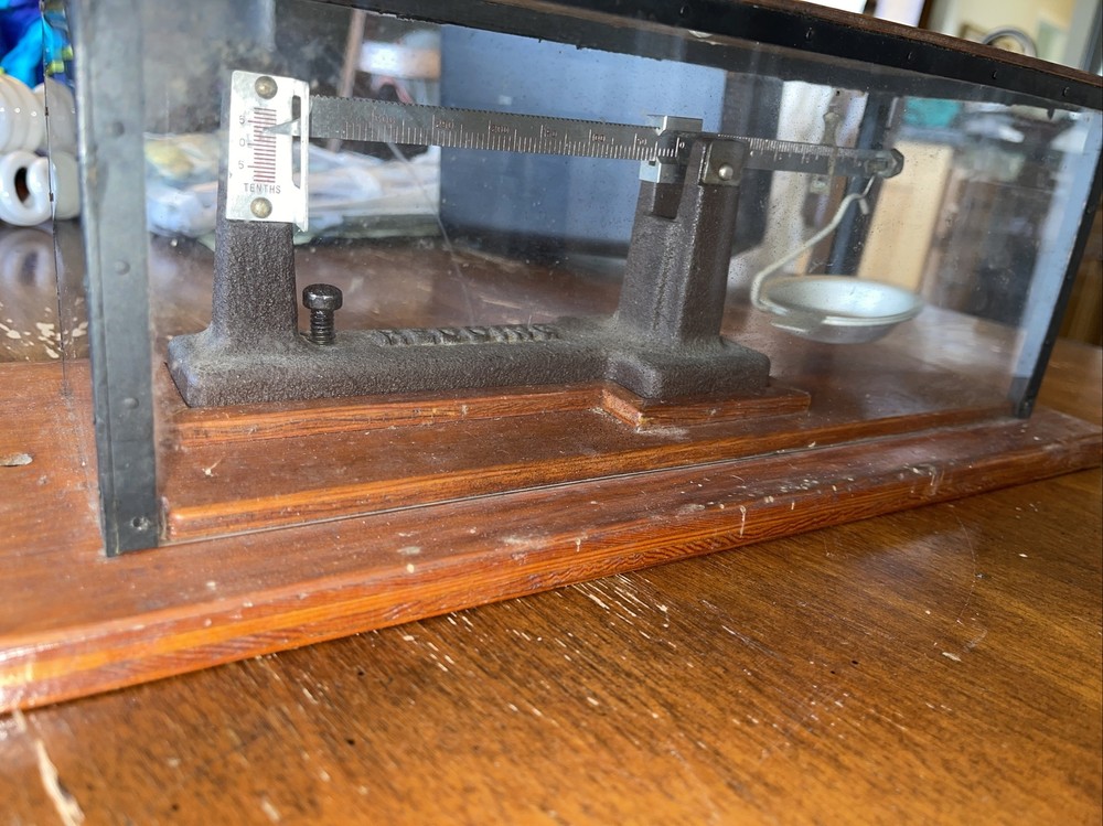 REDDING Hunter Man Cave Scale With Home Made Box For Display Powder Reloading