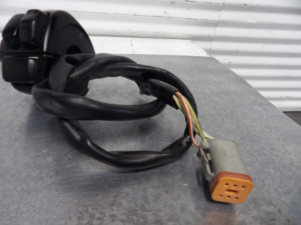 04 Harley-Davidson Softail FXST left handlebar control horn turn beam switch