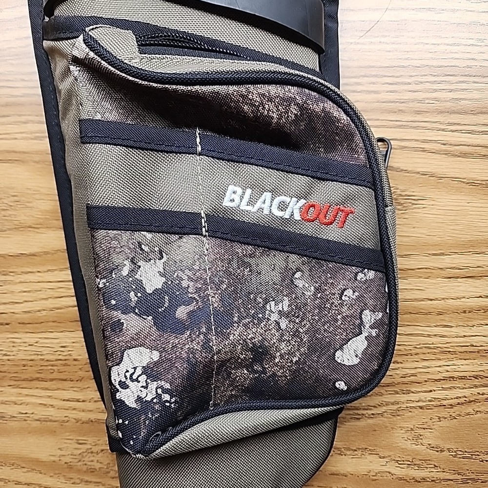 BlackOut Feild-Style Camouflage Archery Hip Quiver