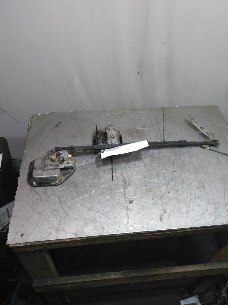 For 2009 PETERBILT 320 DOOR HANDLE Left , WA