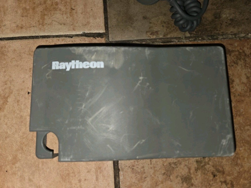 Raytheon RAY 220 VHF Hailer *UNTESTED*