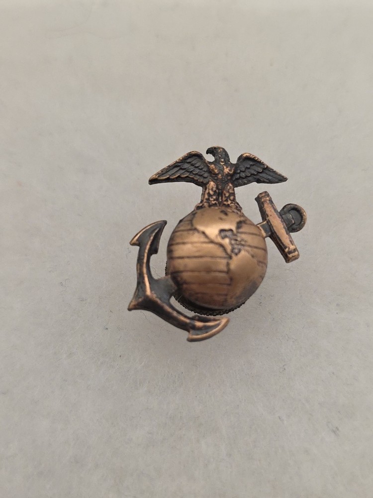 Vintage WW2 US Marine Corps Globe Pin