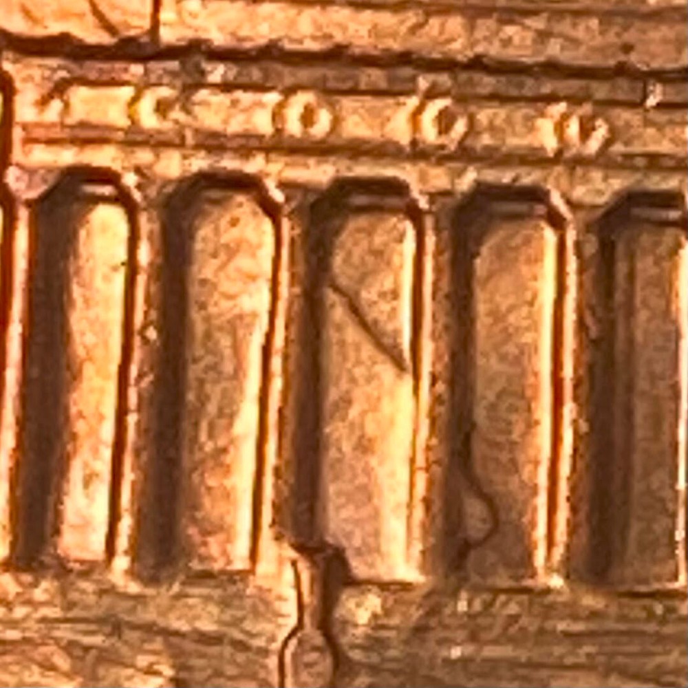 1983 Penny Clash Die error on reverse Memorial Building between pillars.