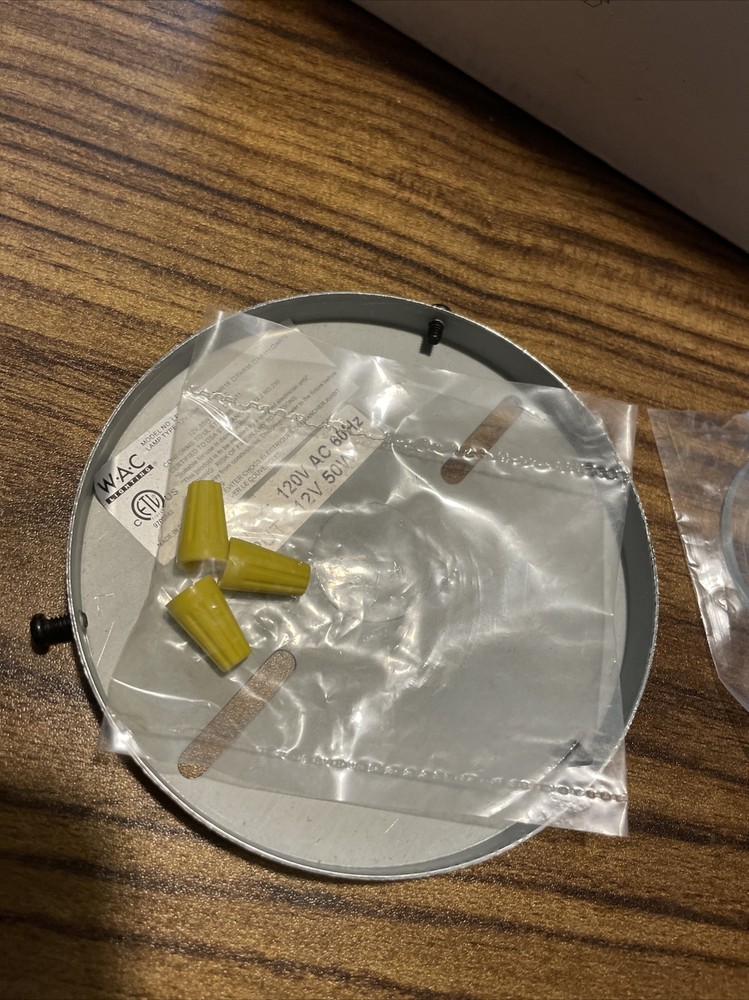 NEW WAC LIGHTING LP-808-WT HALOGEN SURFACE MOUNT LOW VOLT *READ*