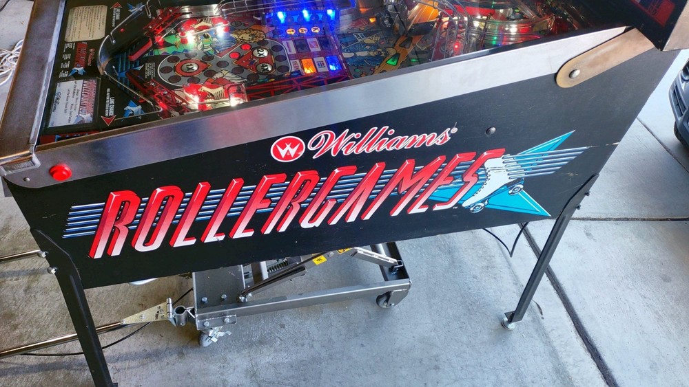 Williams RollerGames Pinball Machine