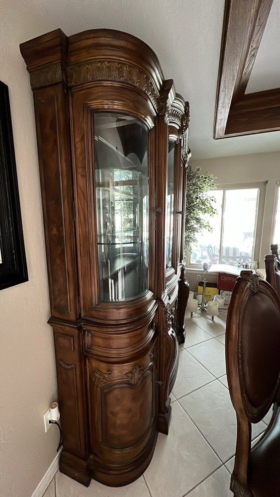 Dining Room Set Seats 8