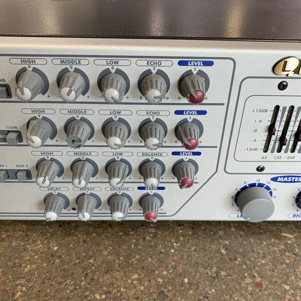 Live LQ 8900 Stereo Graphic Equalizer System RARE Turns On