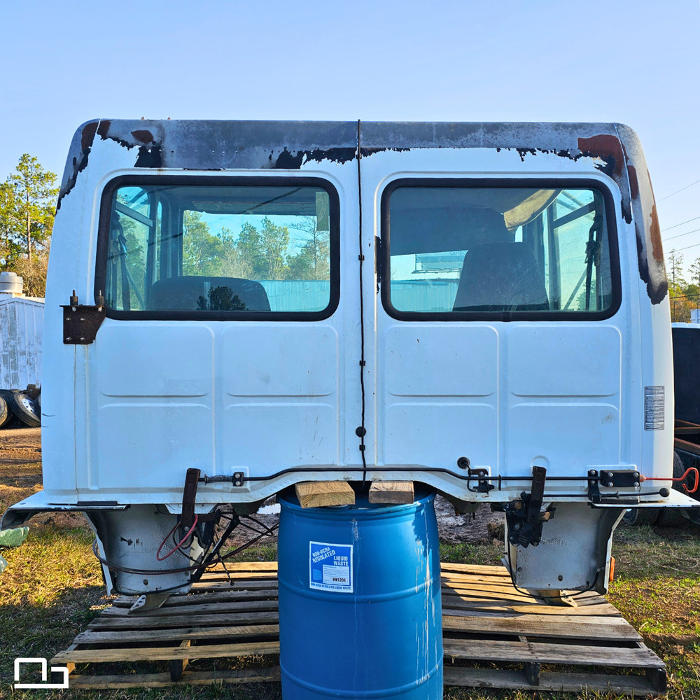 Used 2004 Sterling SC8000 Cargo | Cab Assembly