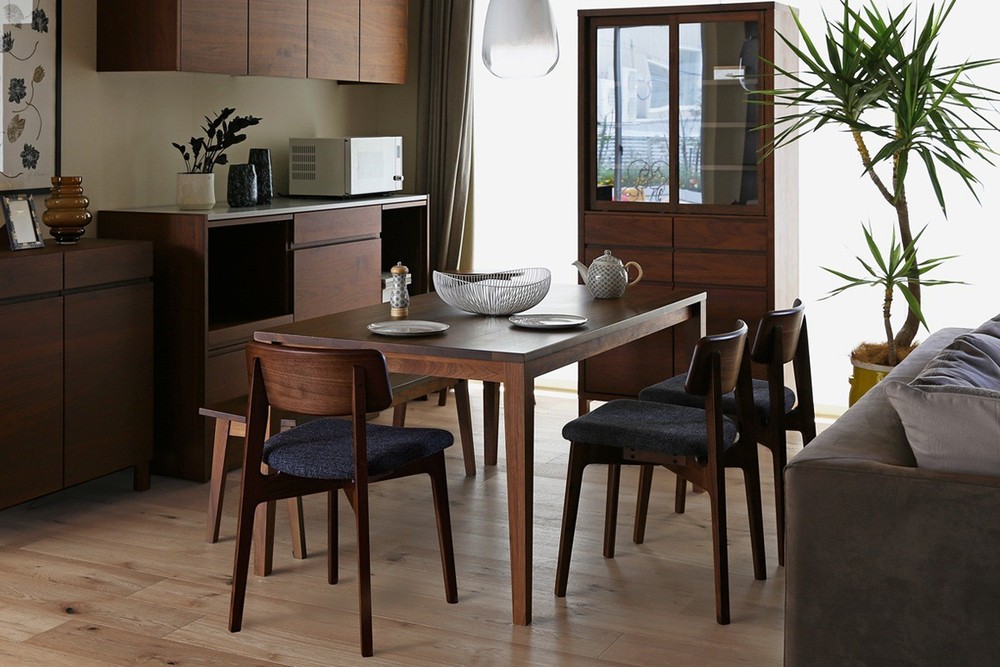 BLANC Chair (Walnut) with Fabric Seat