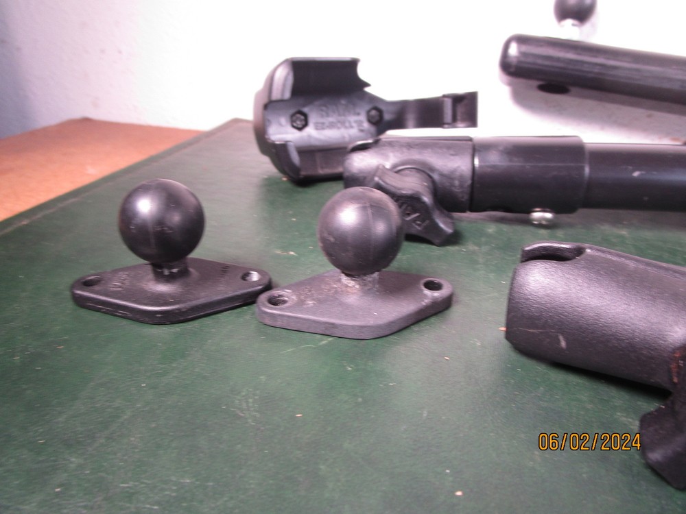 Lot Misc Ram Mounts