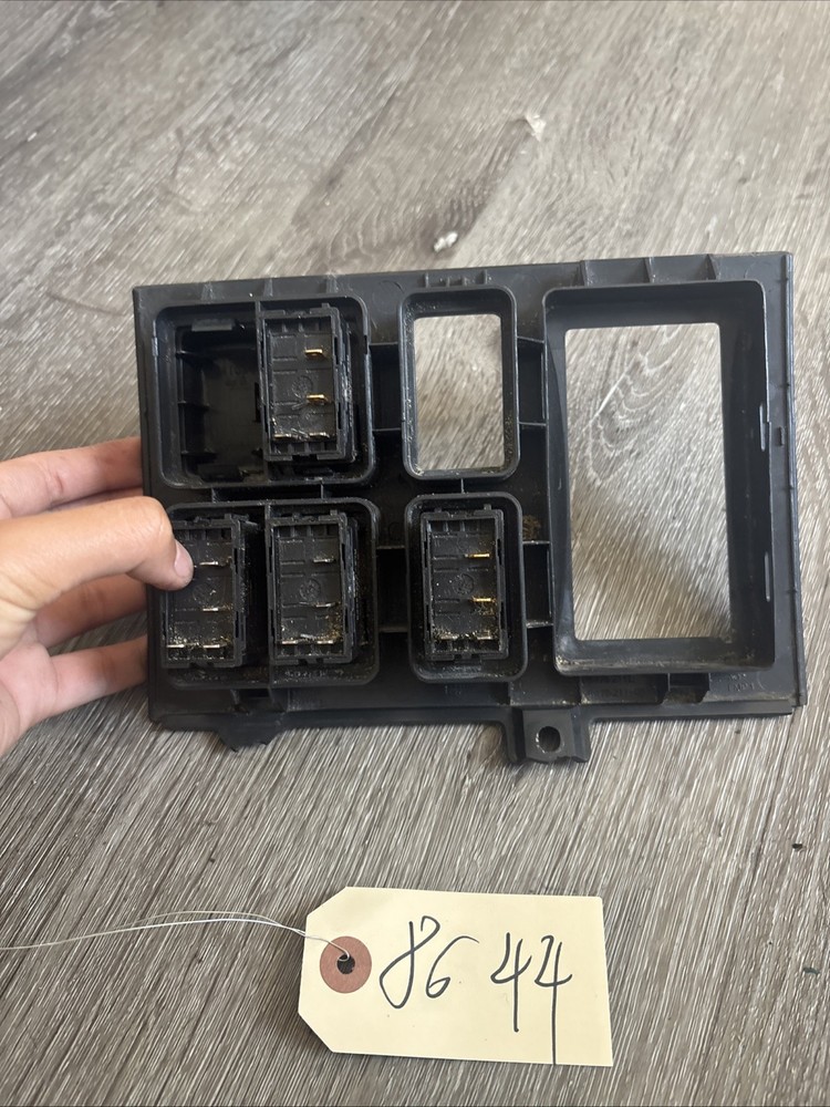 VOLVO SWITCH PANEL P/N 20360992