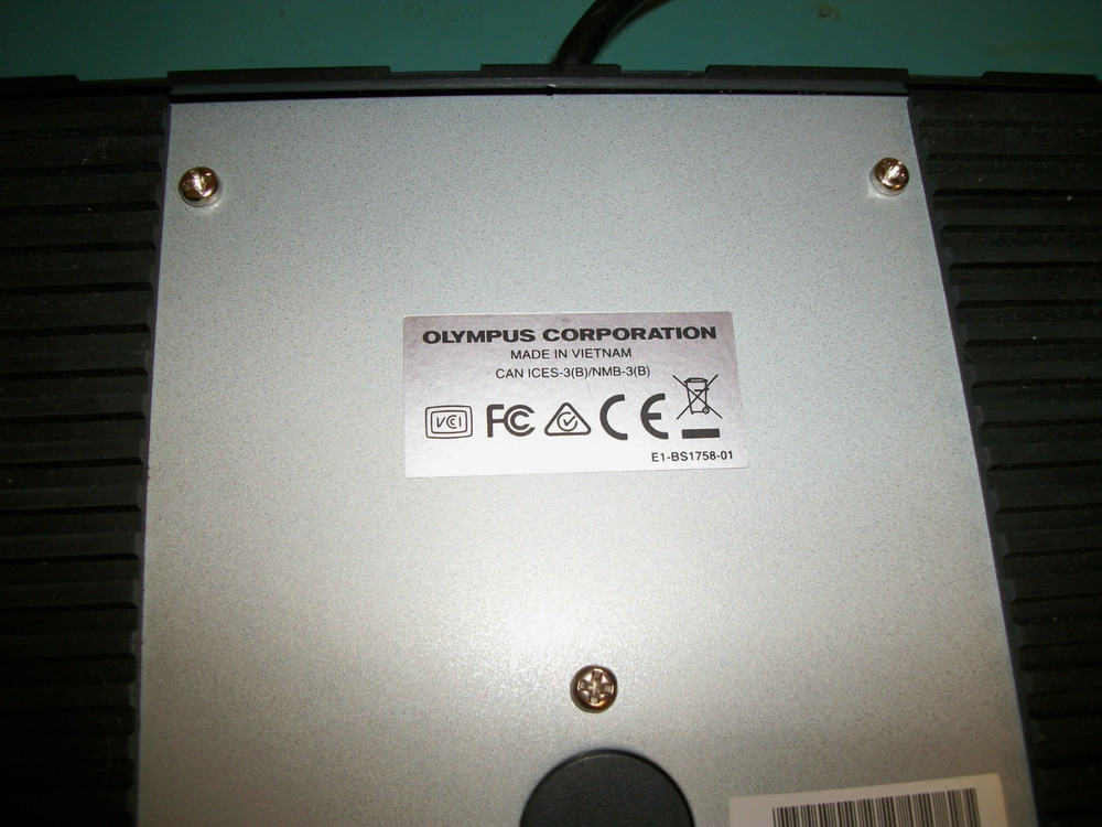 OLYMPUS RS27H Transcription 3-Button Foot Switch Control. See Connection.
