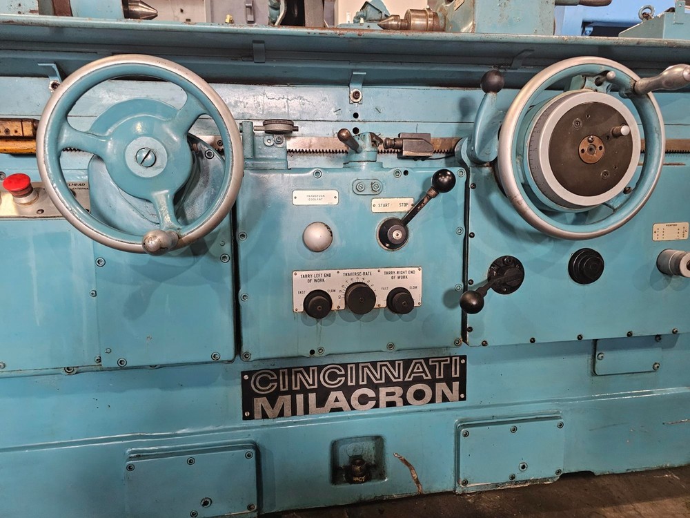 CINCINNATI Model 1236 12" x 36" Universal Cylindrical Grinder
