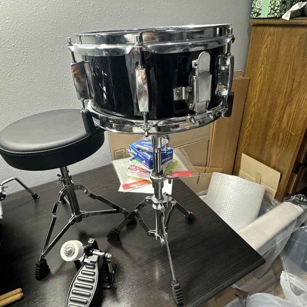 Rogue Lil' Kicker 3-Piece Junior Drum Set Black Pre- Owned