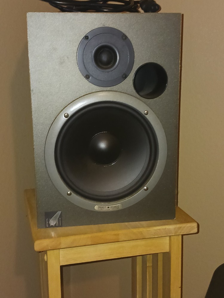 Event Electronics Project Studio PS8 Bi-Amped Studio Monitors + XLR Cables