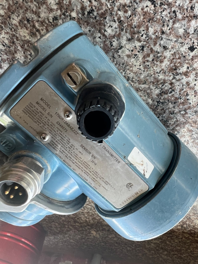 Micro Motion 1700R12ABAEZZZ Flow Transmitter 85-265v-ac