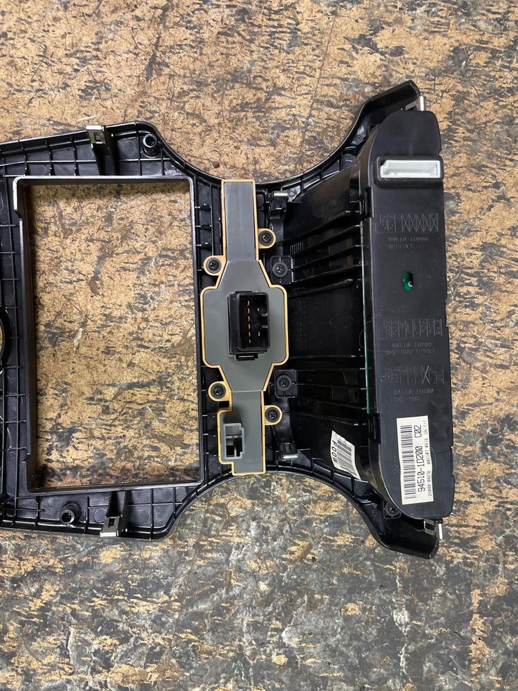Dash Panel KIA RONDO 07 08 09 10 11 12