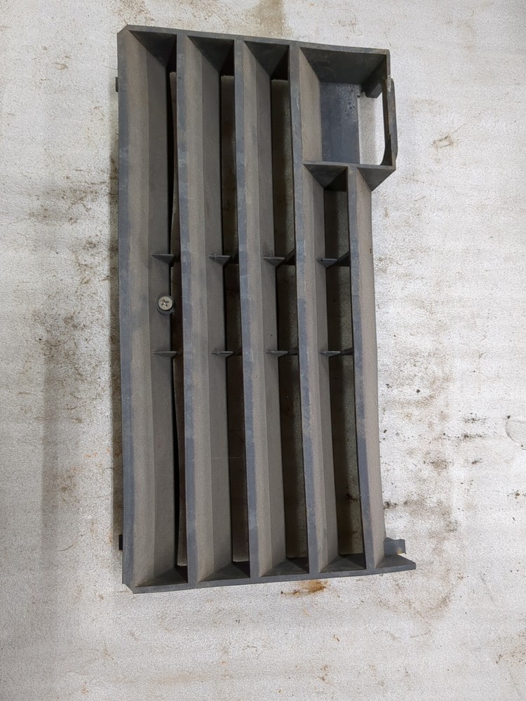 Lincoln Wire-Matic 255 Plastic Grill Lower Front Panel Others ? Mig