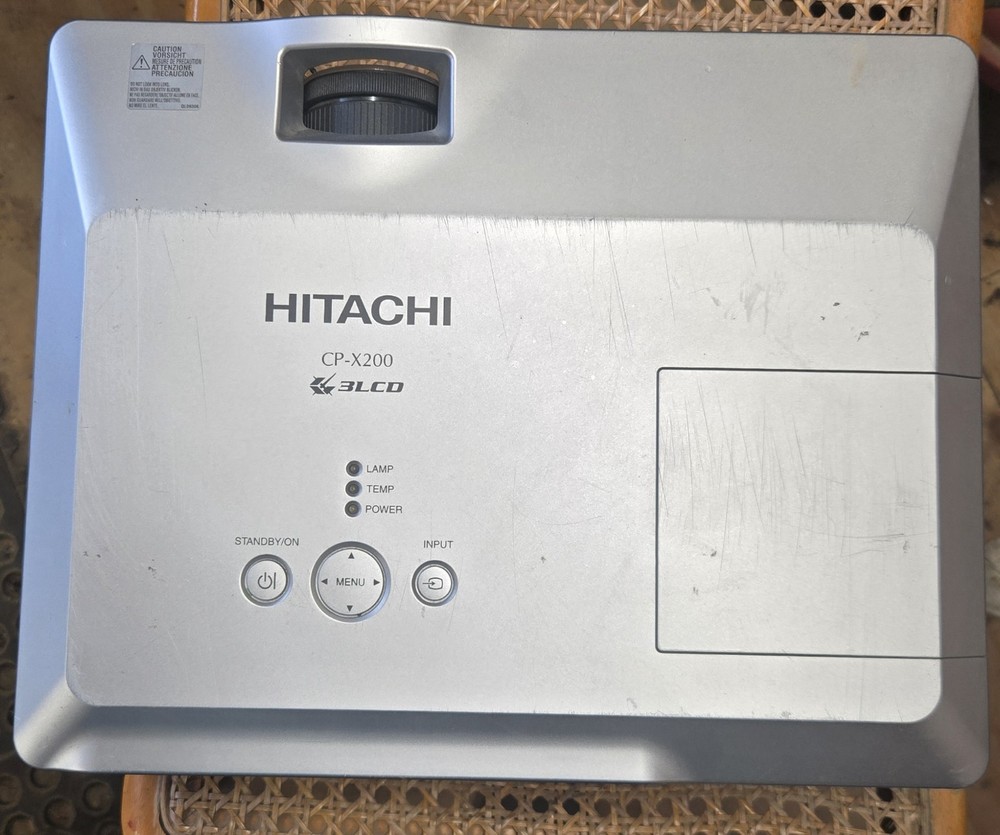 Hitachi Portable 3LCD LCD Projector Model CP-X200 Untested