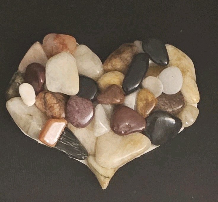 Wall Art Stone Heart Wall Decor