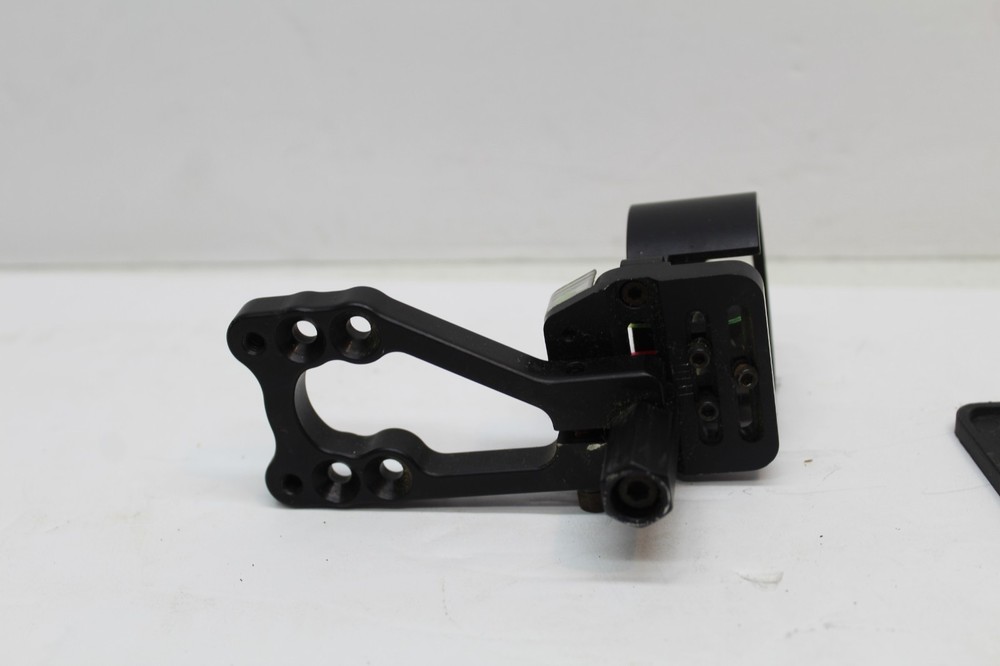 Vintage 3 Pin Archery Compound Bow Sight