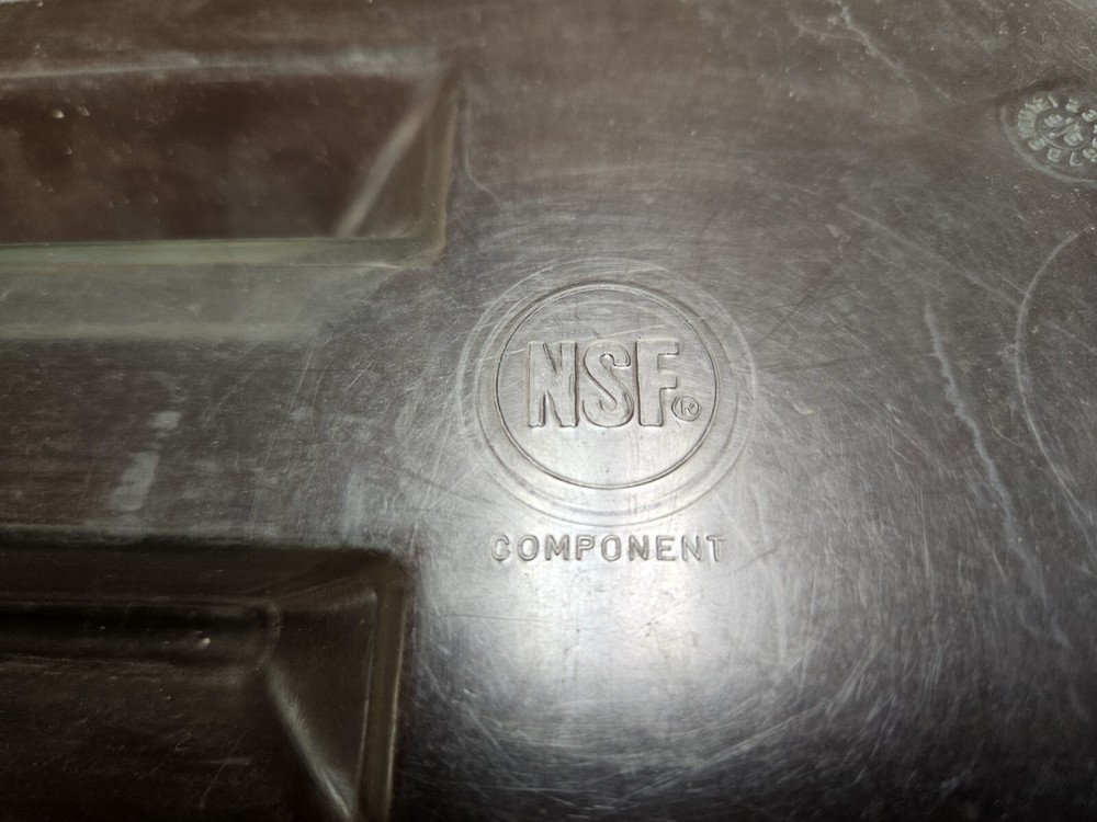Cambro 1/3 Clear, Plastic Lid for Makeline Pan
