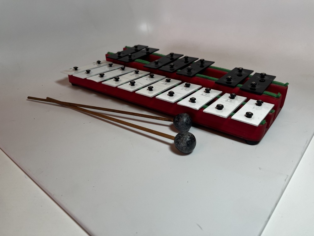 One Double 17 Note Used Xylophone