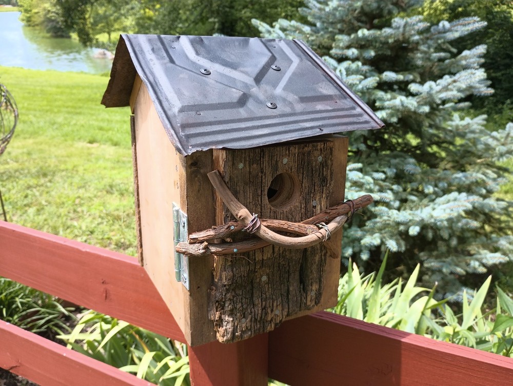 Rustc Handmade BIRDHOUSE using Recycled/Reclaimed Material