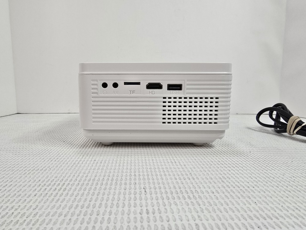 Braun Projector P3 Slim Tested Working Hdmi Component White