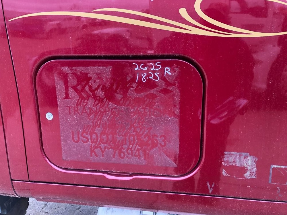 Peterbilt 387 Right/Passenger Sleeper Door - Used