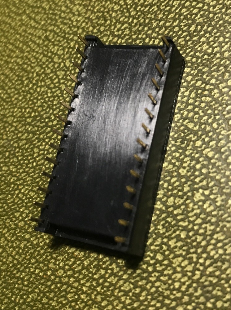 28 Pin Wide DIP Plastic Socket Gold Pins