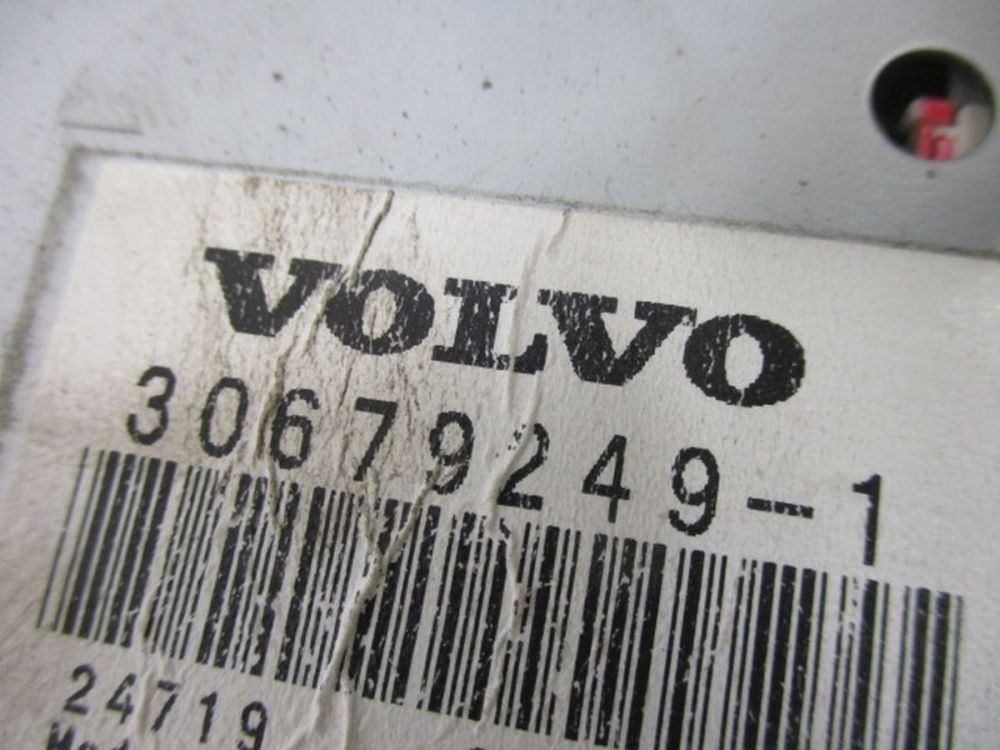 CD Player/CD Changer Combination No CODE Suitable for Volvo V50 (MW) 2.0