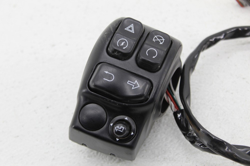 17-23 Harley Davidson Ultra Flhtk Right Control Switch Pack