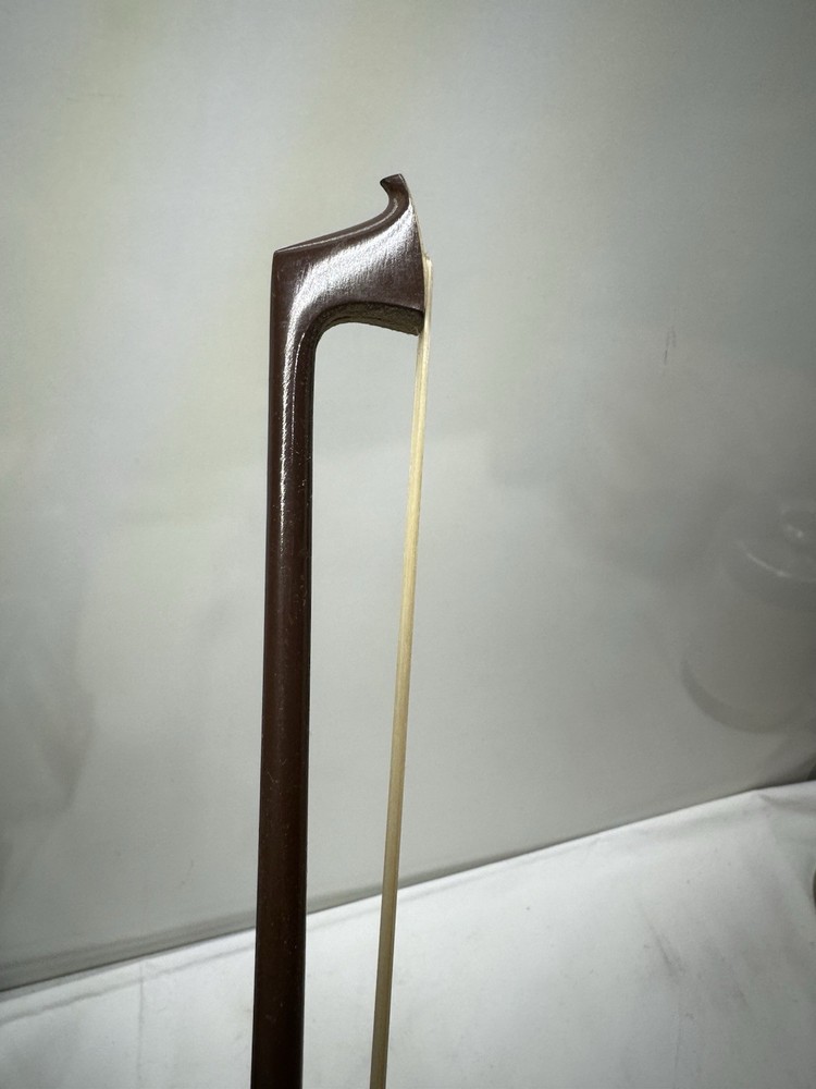 Violin Bow Stamped Glasser 27"