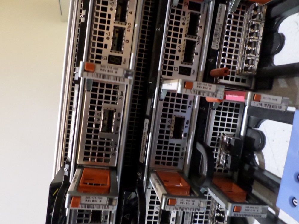 EMC INPE Data Domain 15-Slot Disk Array Enclosure 100-563-456