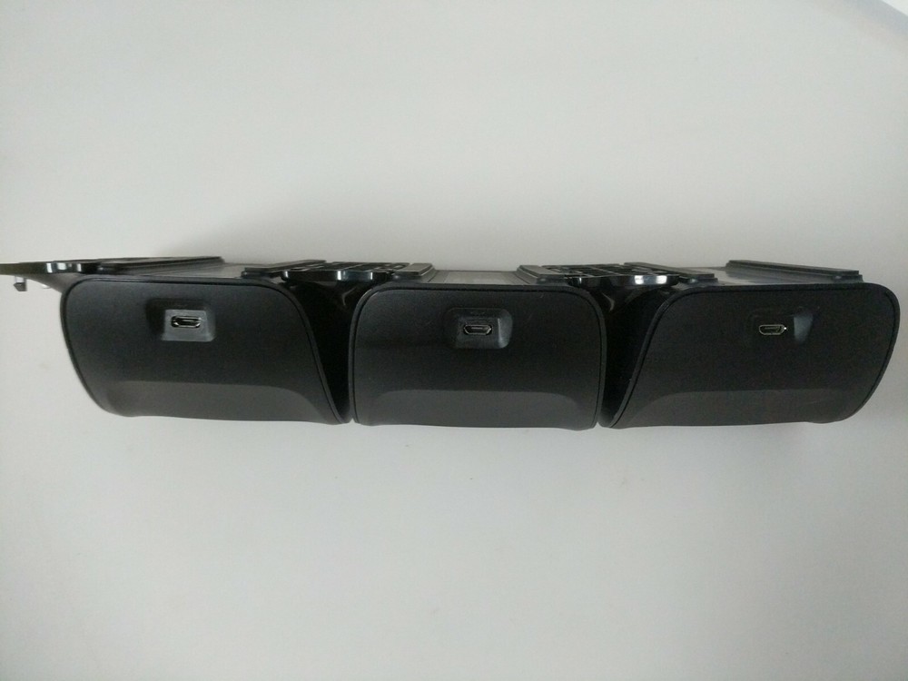 3 Motorola CRD400-1000 No AC Adapter