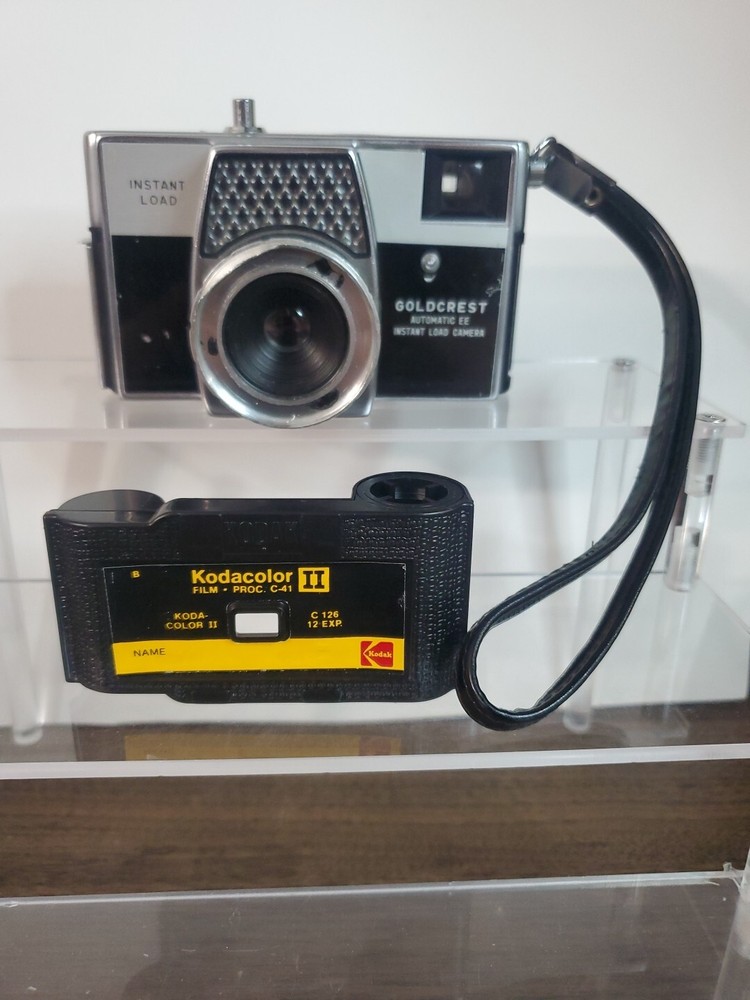 Vintage Goldcrest Automatoc EE Instant Load Camera 60s- ☆READ☆