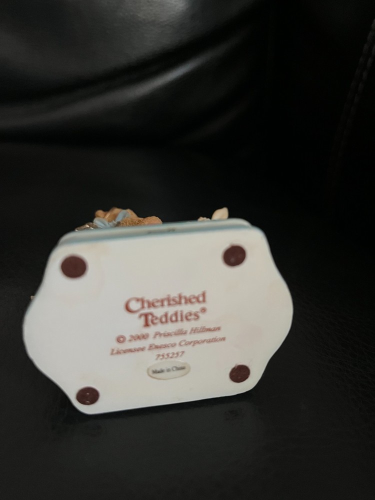 Cherished Teddies April Monthly Carousel 2000
