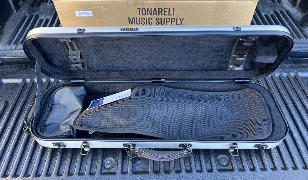 Tonareli VNPCO Polycarbonate Oblong Violin Case Silver