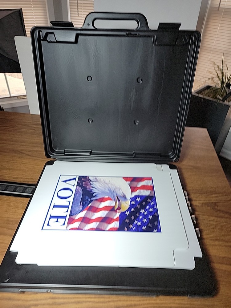 Starfire Mobile Voting Booth Folding Heavy Duty Writing Surface, Patriotic Eagle