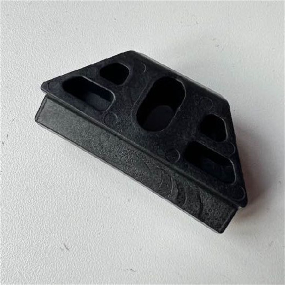 1× Multi-Purpose Retainer 84109393