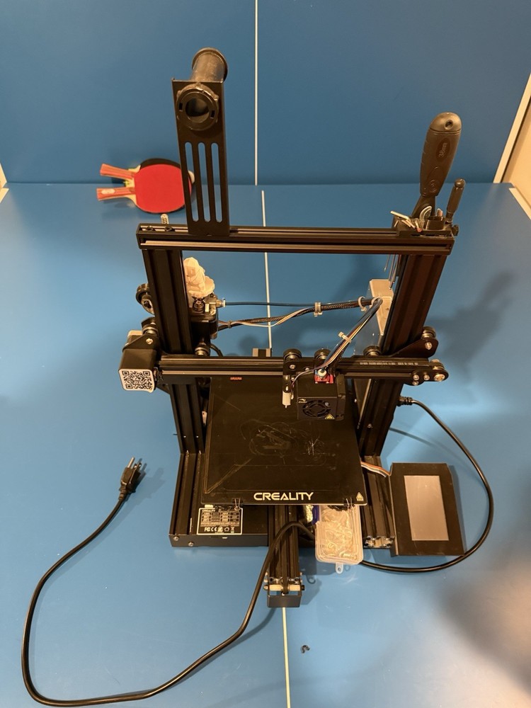 Ender 3 Pro 3D printer. Works Great