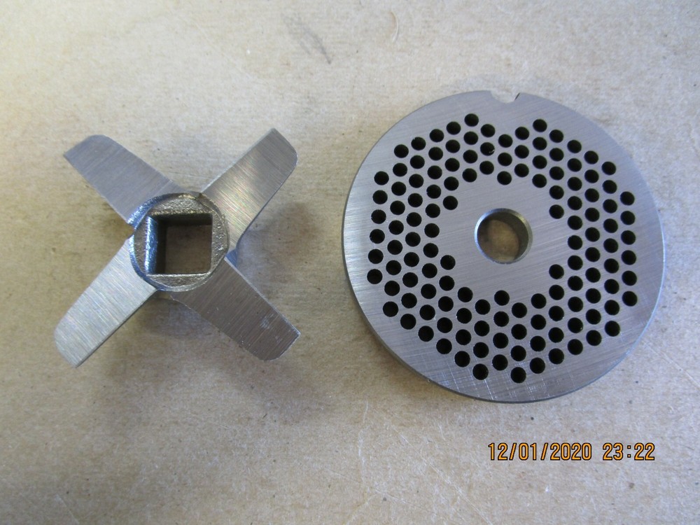 #8 1/8'' GRINDER PLATE & KNIFE SET