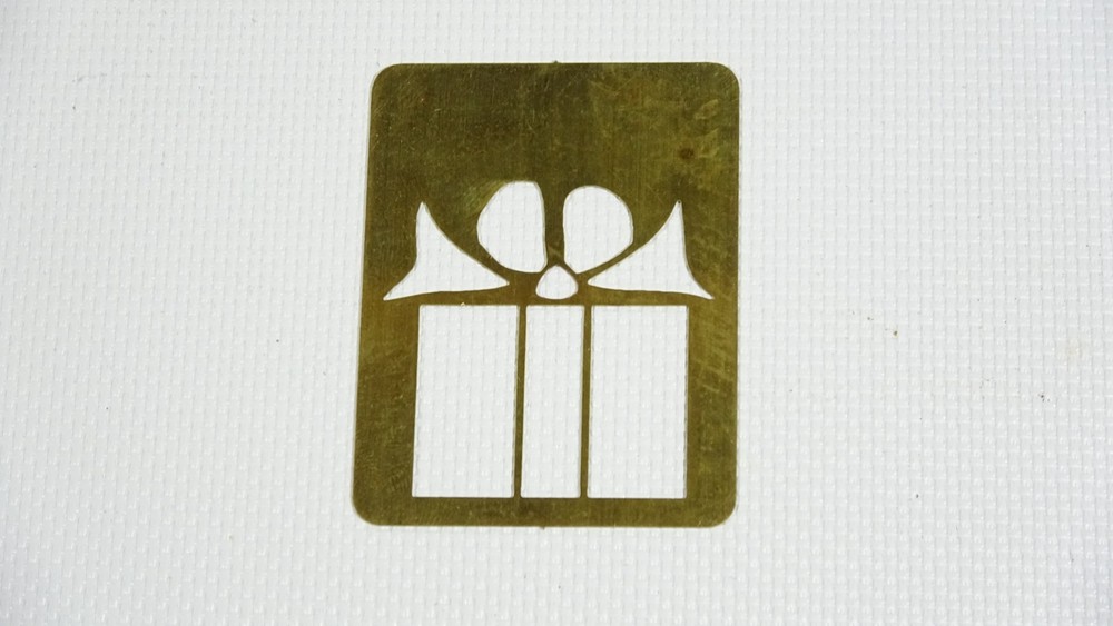 Birthday - Christmas Present Lasting Impressions Stencil - 1992