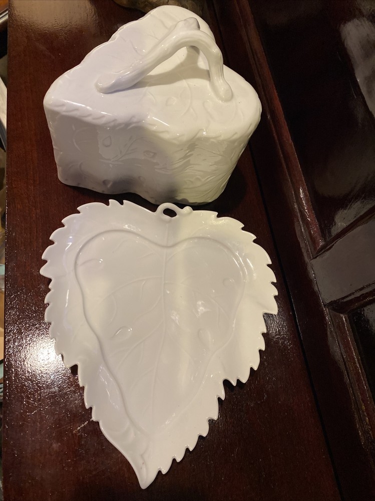 Basic Porcelana White Grape Leaf Covered Cheese Tray 8.5”