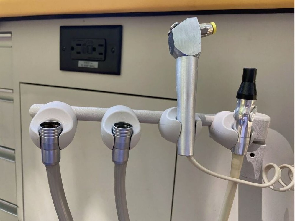 Boyd PB4000 Ortho Exam Table. Includes everything pictured. PB 4000